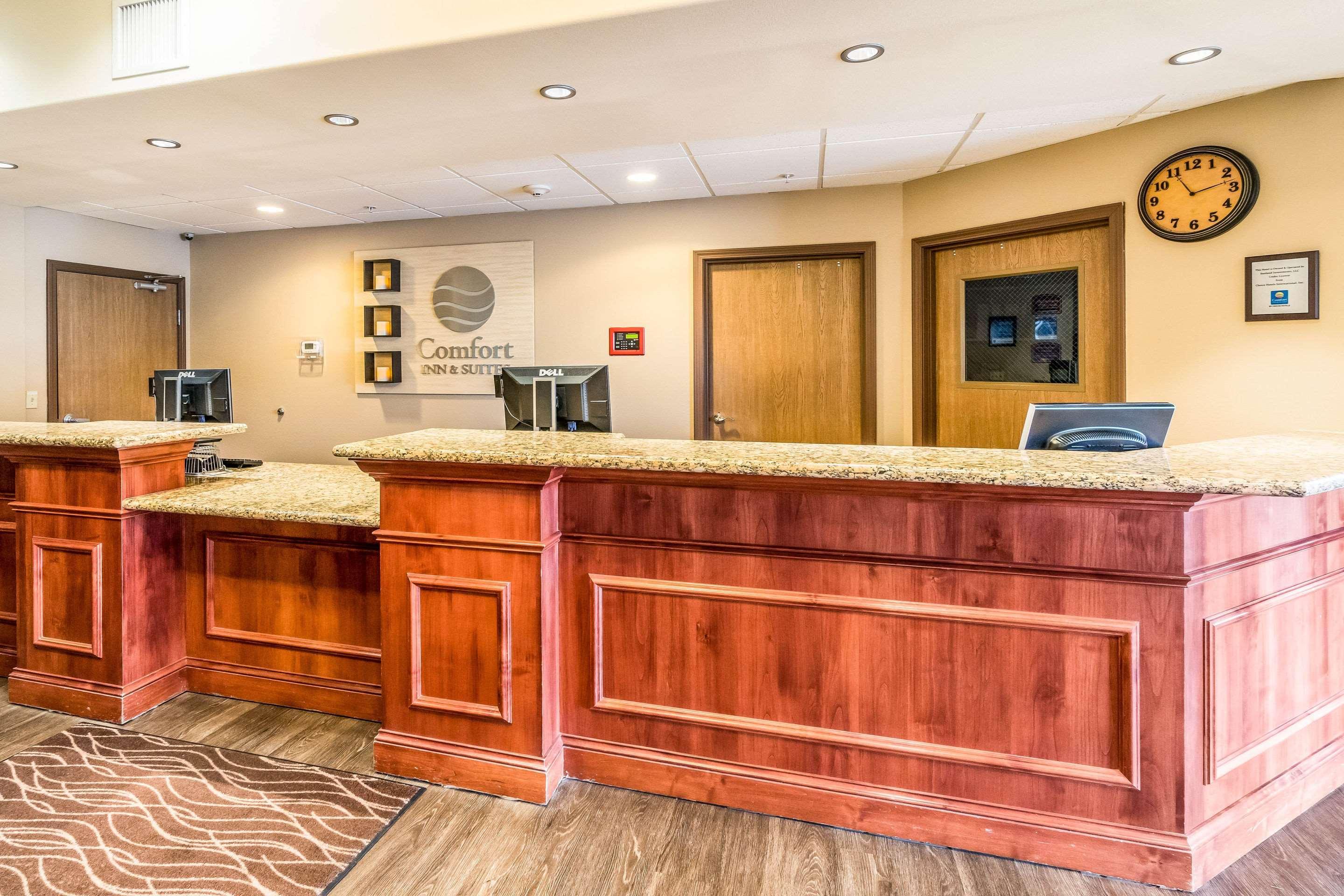 רייפל Comfort Inn & Suites מראה חיצוני תמונה