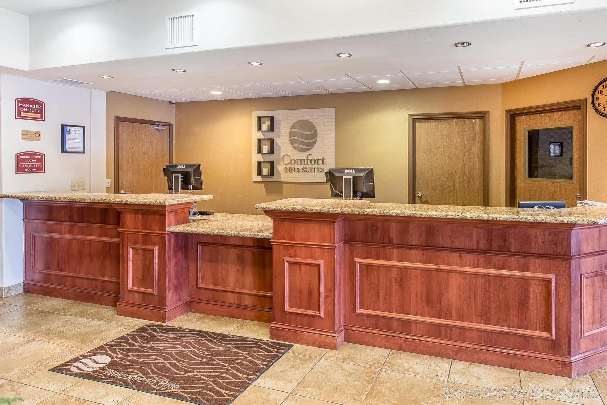 רייפל Comfort Inn & Suites מראה חיצוני תמונה