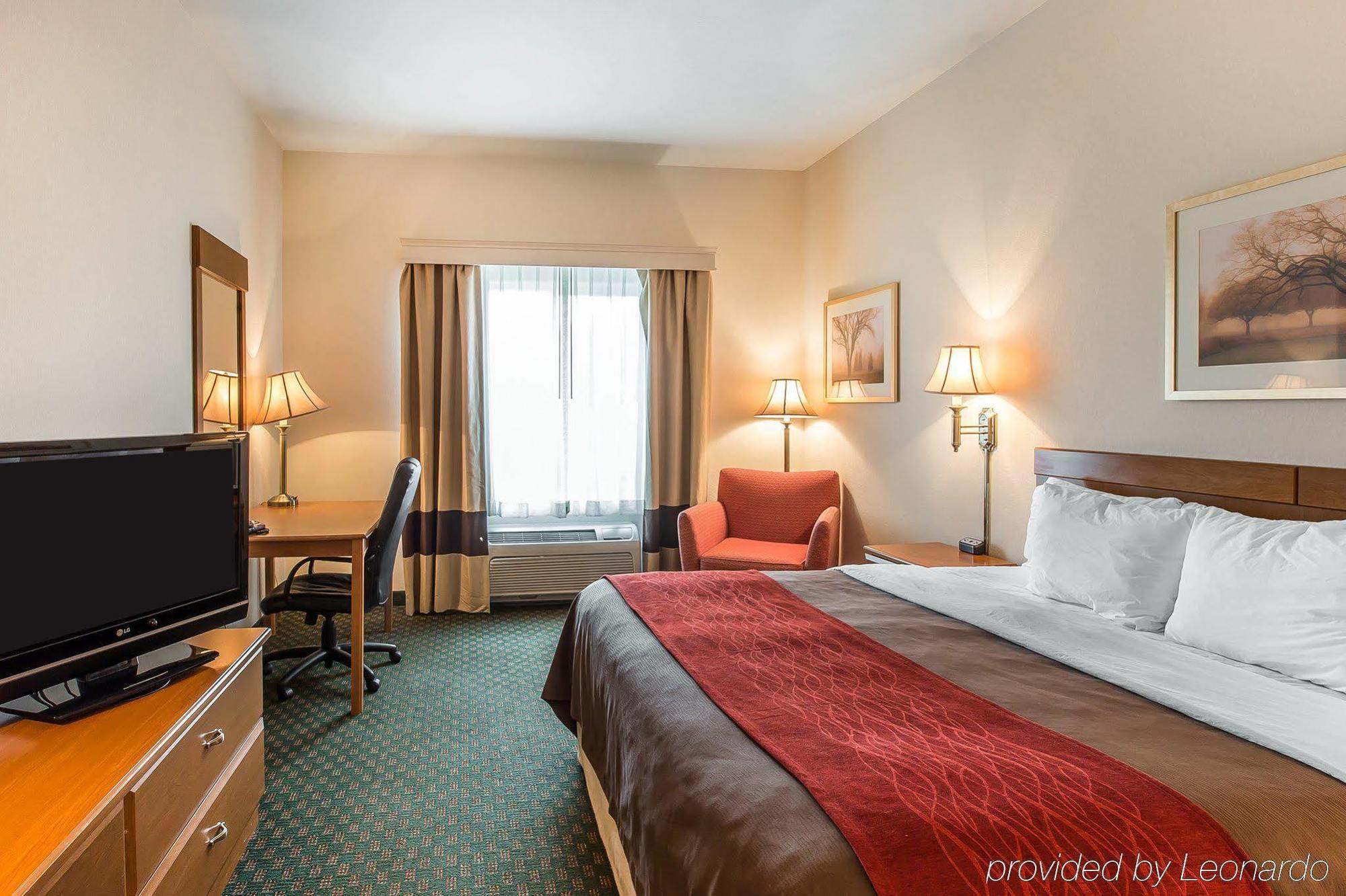 רייפל Comfort Inn & Suites מראה חיצוני תמונה