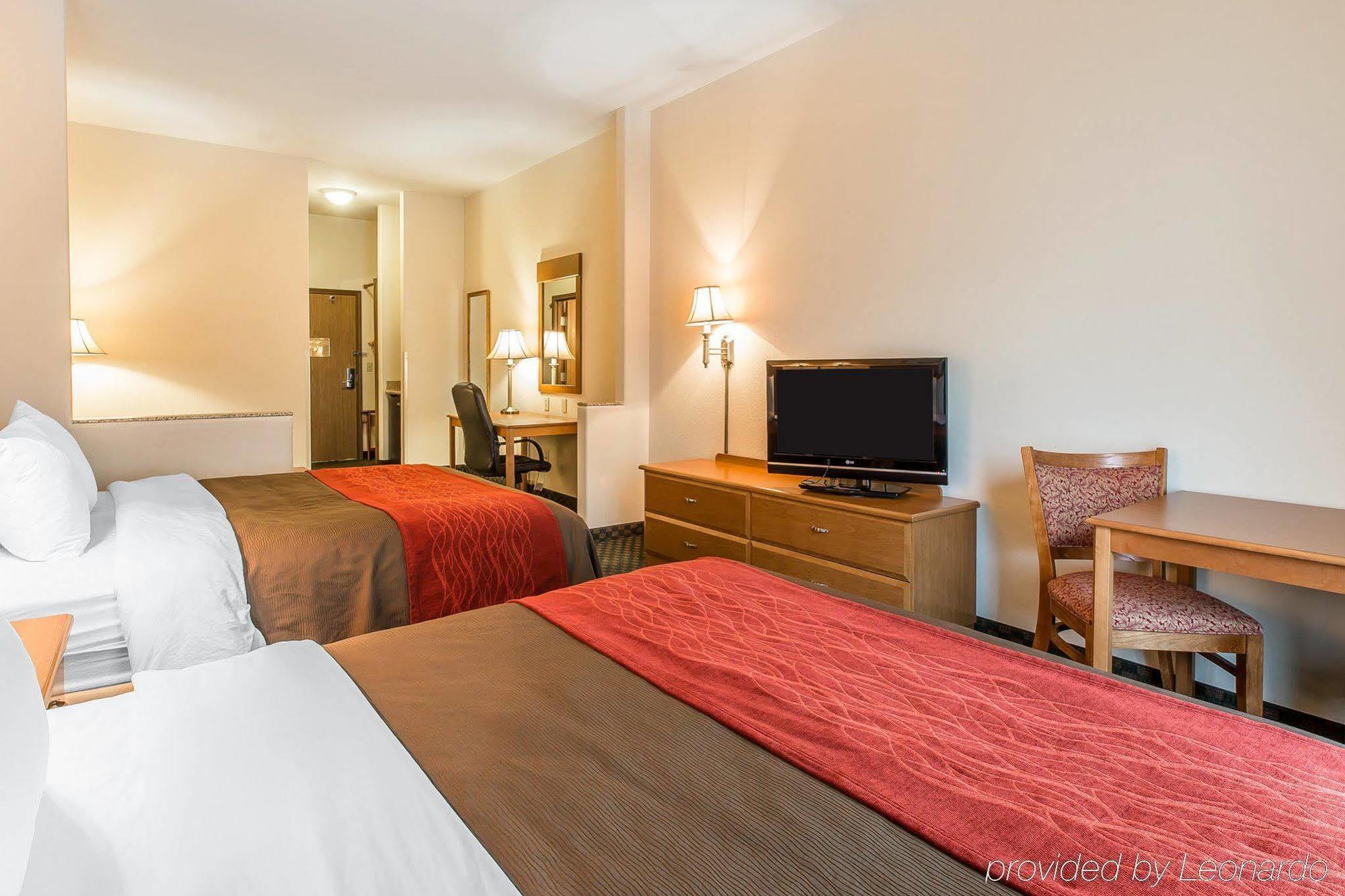 רייפל Comfort Inn & Suites מראה חיצוני תמונה